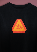 Ladda upp bild till gallerivisning, Elov &amp; Beny - Varningstriangel - T-shirt
